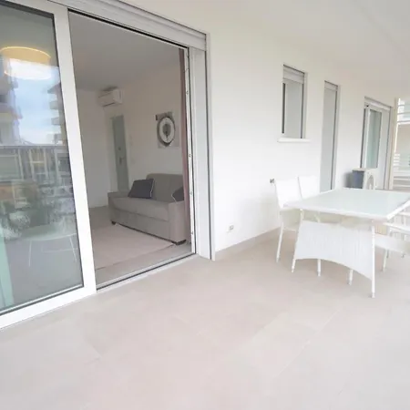 Apartment Equilium *